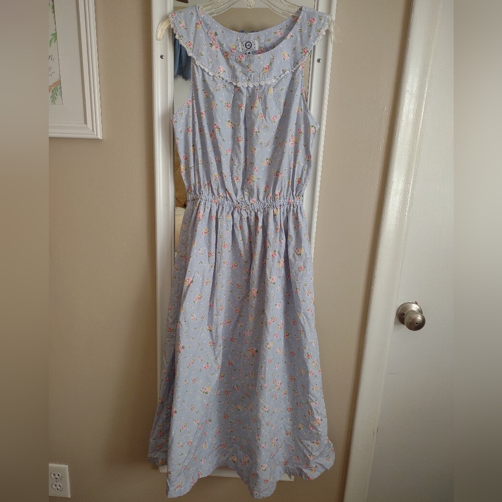 Ditsy floral boutique dress